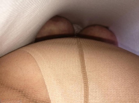 collants de grand-mère chaud nu image