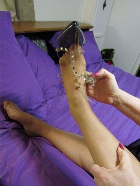 pieds de grand-mère pornographique parfait photos