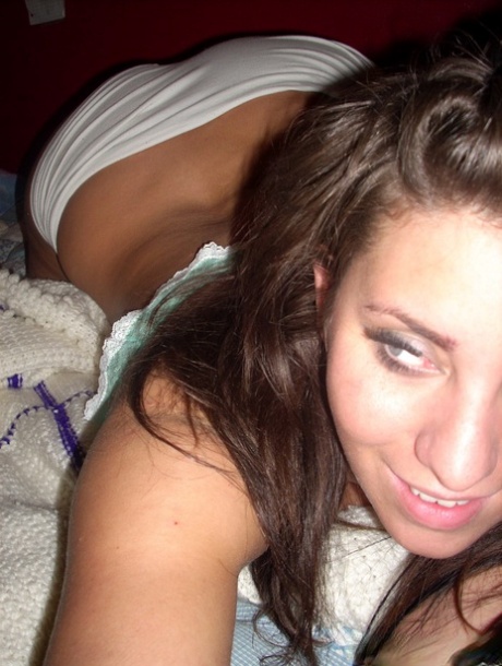 selfie en lingerie sympa gratuit des photos