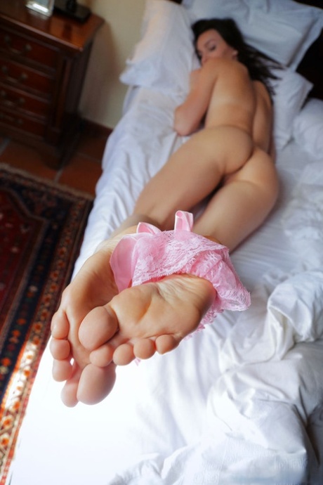 pieds brûlants exclusivité de haute qualité image