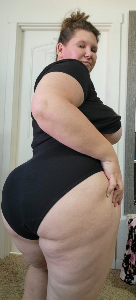 pawg potelé beau nu img