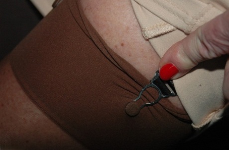 nylon mature pornographique érotique archive