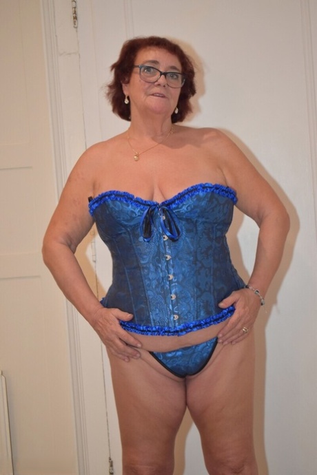 sous-vêtements de grand-mère parfait et sexy collection