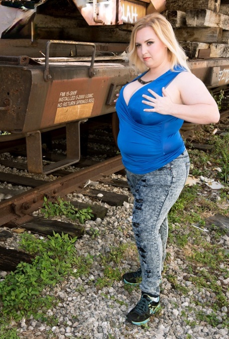 gros seins brésiliens top jolie img