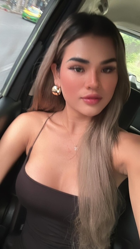 transexuelle parfaite nu sympa des photos