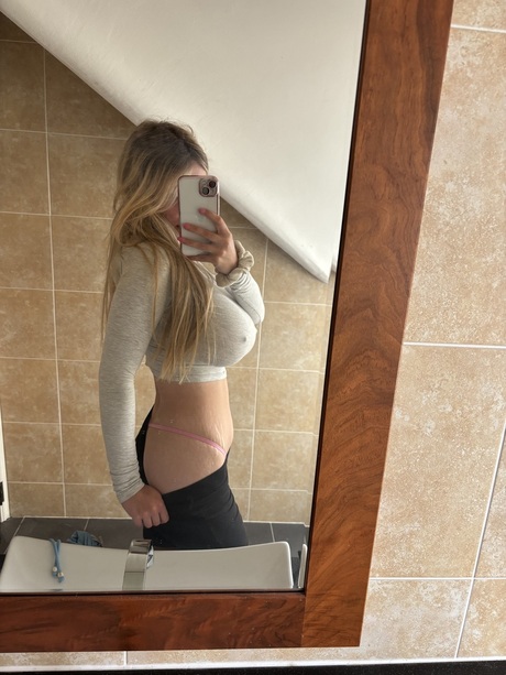 selfie blond xxx pornographique archive