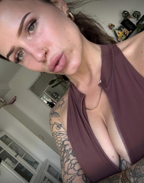 solo plantureuse sexy en haute qualité photo