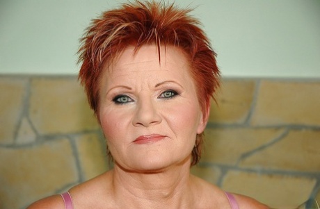 visage de grand-mère sympa gratuit image