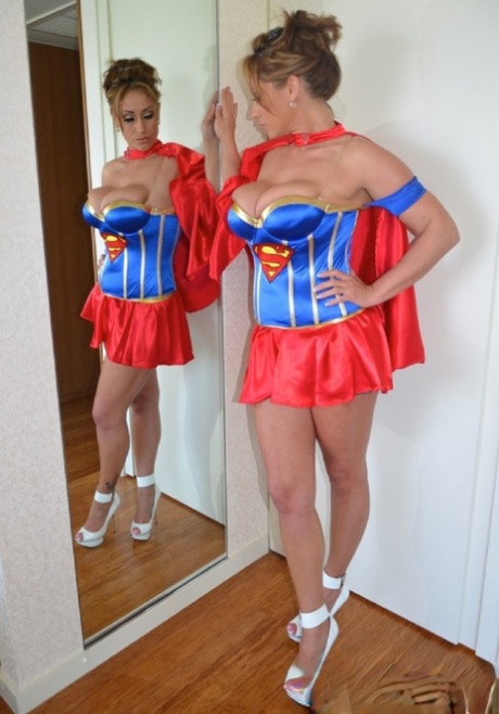 cosplay gros seins xxx meilleur archive