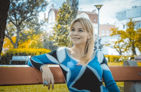 femme infidèle adulte photo