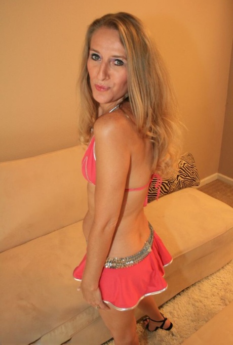 maman en bikini nu libre galeries