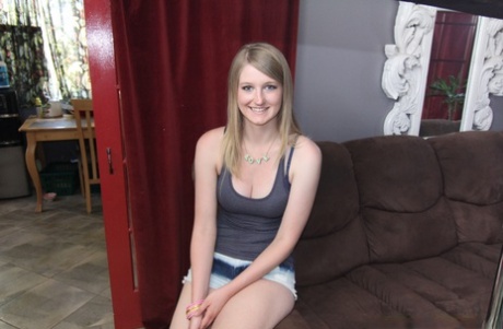 adolescente interraciale sexe gratuit collection