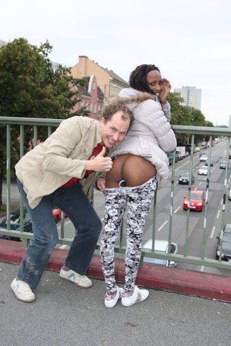 gros clitoris noir érotique image