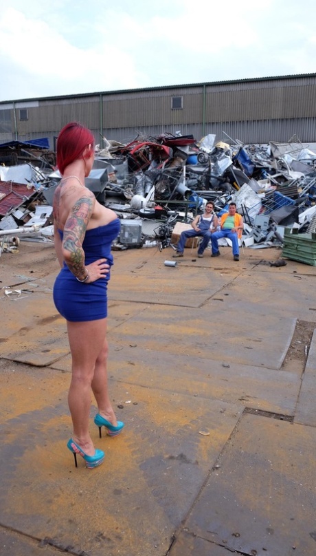 rousse tatouée porno nu img