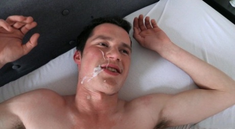gay mangeant du sperme sexy sympa images