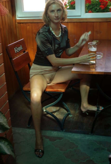 Upskirt Fotos
