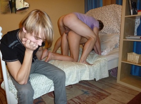 milf aux petits seins des nus parfaits img