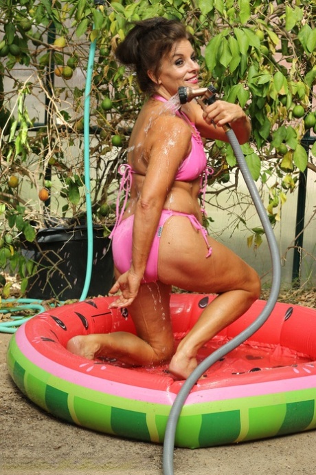 chatte humide mature chaud érotique img