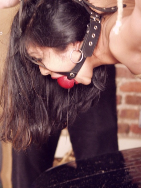 BDSM asiatique sexe chaud image