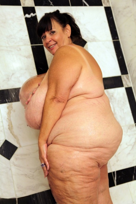 gros seins gras exclusif des photos