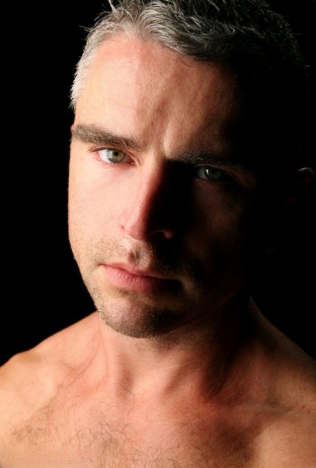gay mature nue xxx image