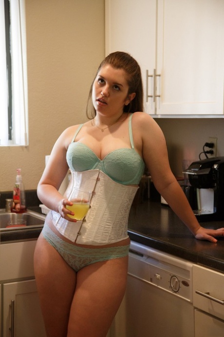 gros amateur nu meilleur des photos