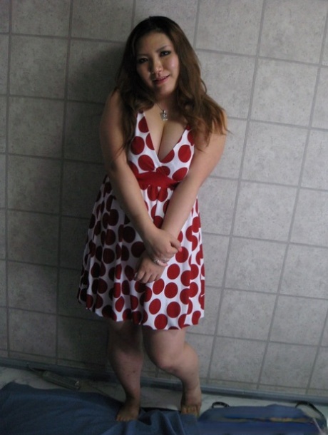 asiatique potelée pornographique nu collection