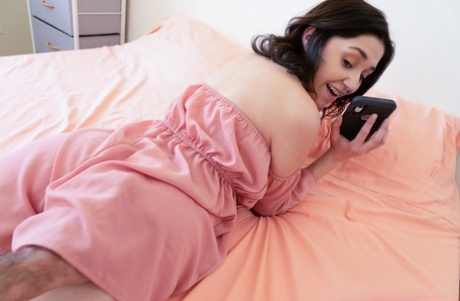 point de vue courbé pornographique exclusif photo