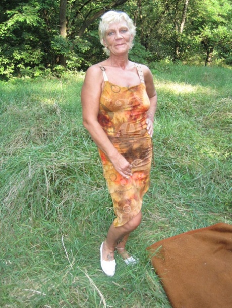 très vieille grand-mère érotique galerie