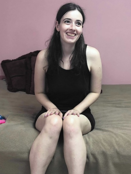 femme amateur nu chaud image