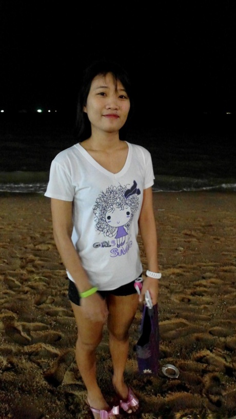 plage asiatique haute définition chaud img