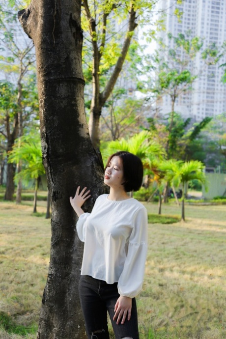 cheveux courts asiatiques chaud exclusif des photos