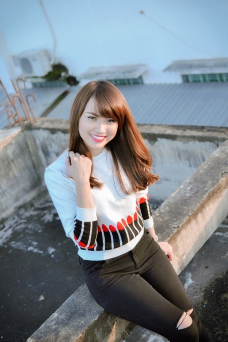 jeans asiatiques adulte en haute qualité photos
