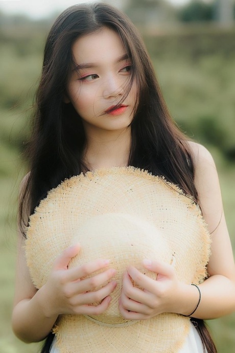 asiatique mignon pornographique parfait des photos