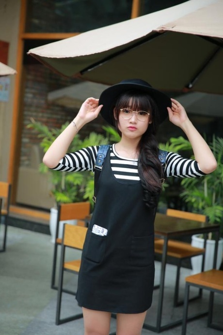 petite asiatique pornographique exclusif photos