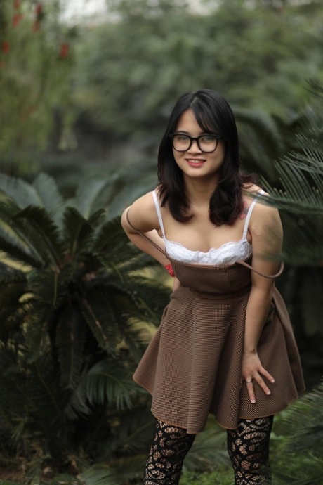 cheveux courts japonais jolie adulte collection