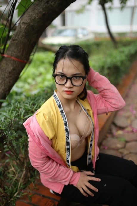 solo asiatique sexe pornographique archive