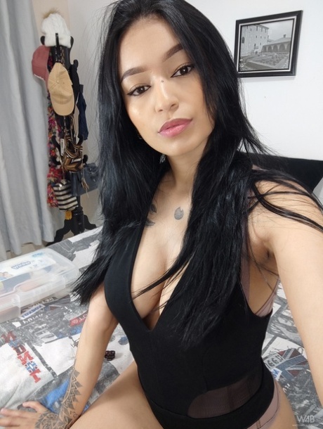 seins sexy nu de haute qualité archive