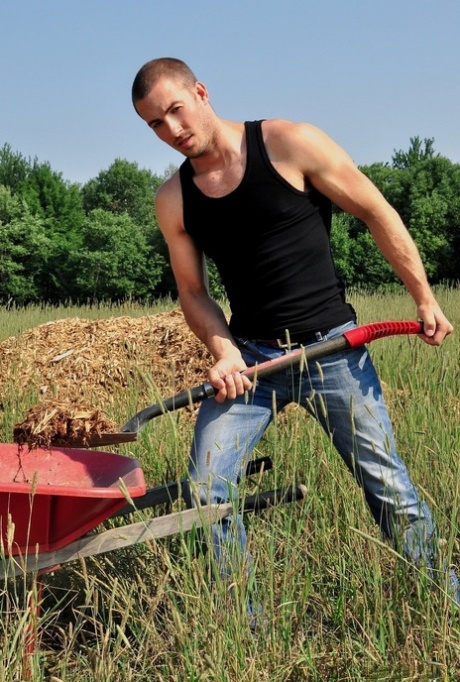 gay en plein air haute définition érotique images