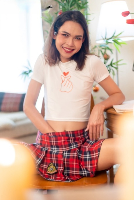 petite ladyboy nu xxx img