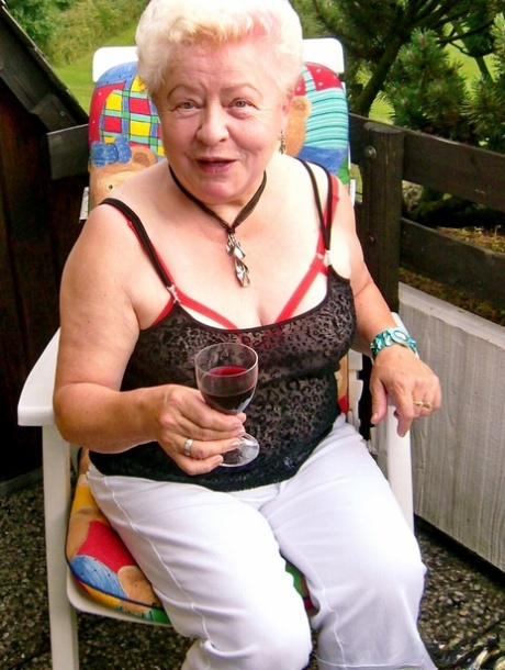 grand-mère amateur hd sympa images