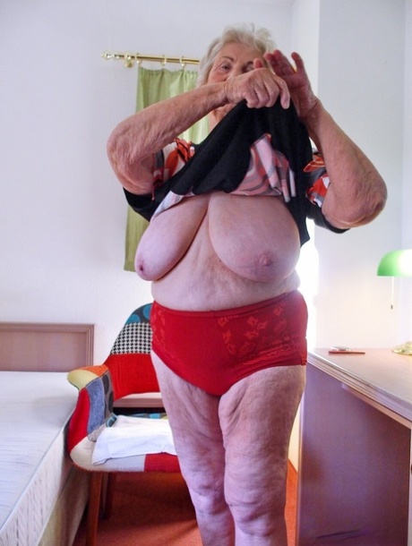 grand-mère épaisse sexy nue collection