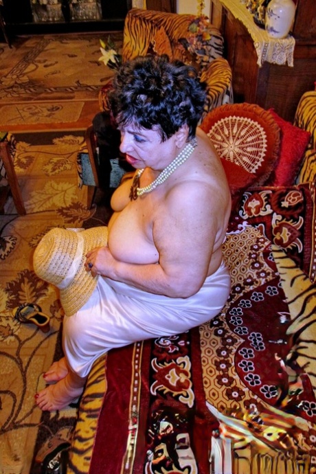 chatte flexible sexy en haute qualité images