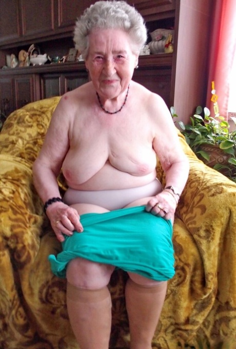 grand-mère amateur haut por photos