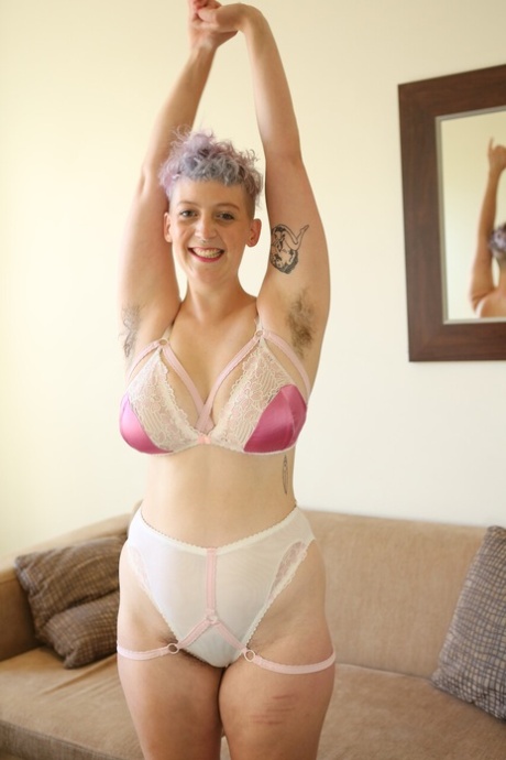 amateur poilu sexy érotique photos