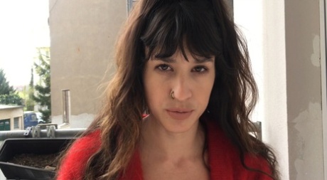 cheveux bruns très chaud galeries