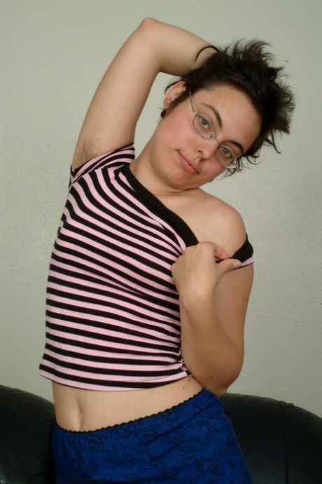 adolescent flexible sexy de haute qualité photo