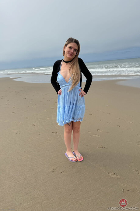 petite amie amateur haut sexy image