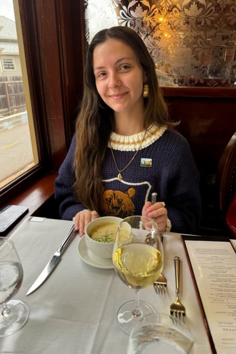 petite amie adolescente nu de haute qualité des photos