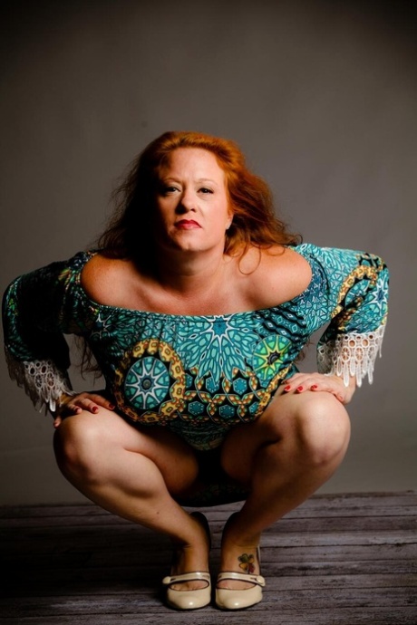 rousse mature chaud nu collection